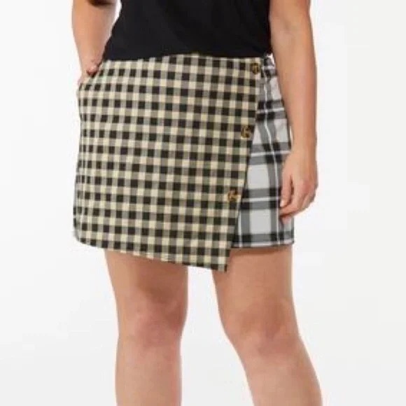 Cato | Plus Size Buffalo Plaid Skort 22/24 - Picture 1 of 4